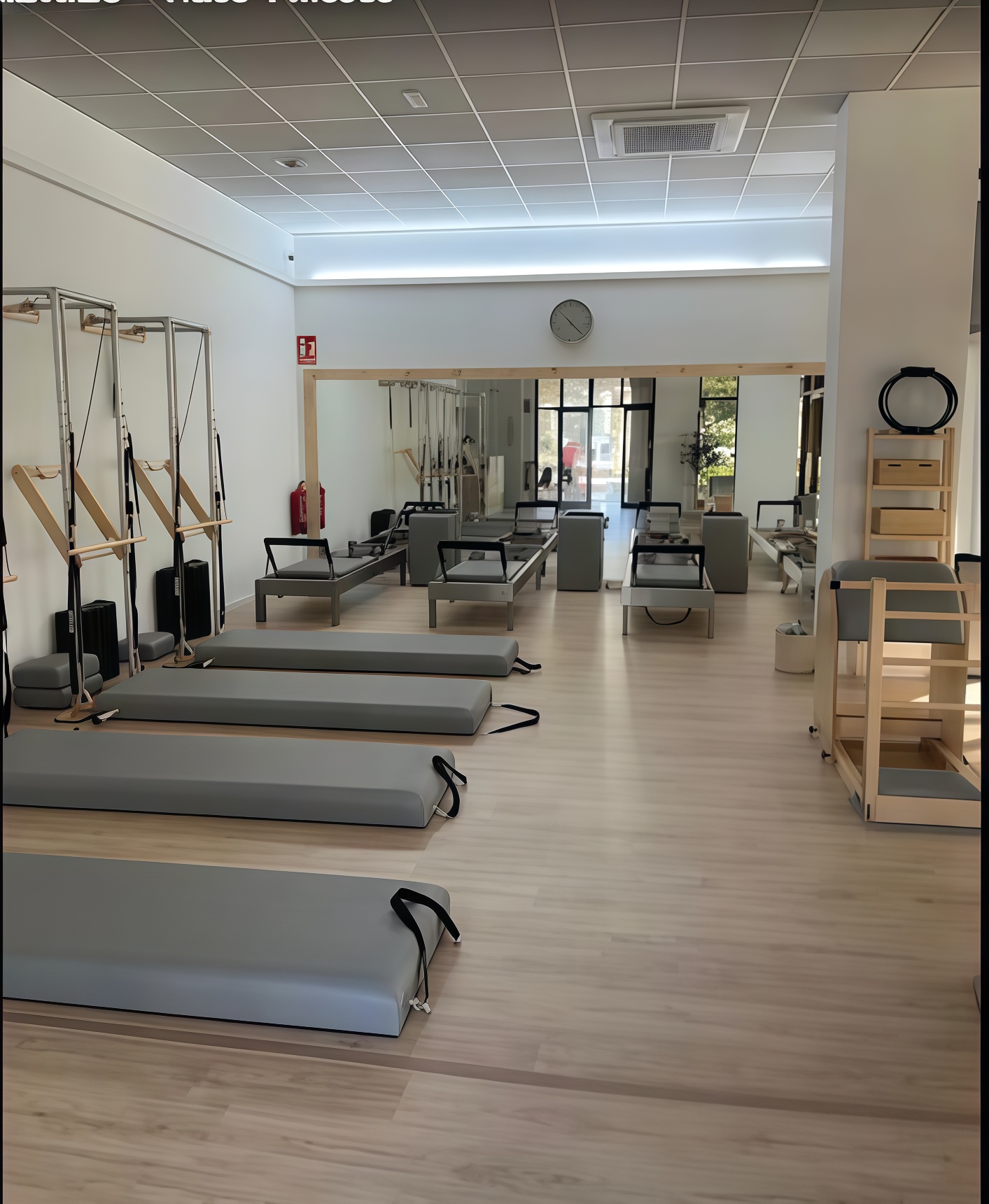 Estudio de Pilates Cambrils con reformers y máquinas originales